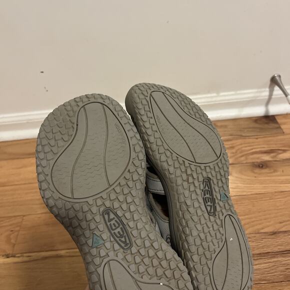 Keen Newport H2 Sport Sandals Waterproof Hiking Camping Gray Womens Size 7.5 - Picture 9 of 9